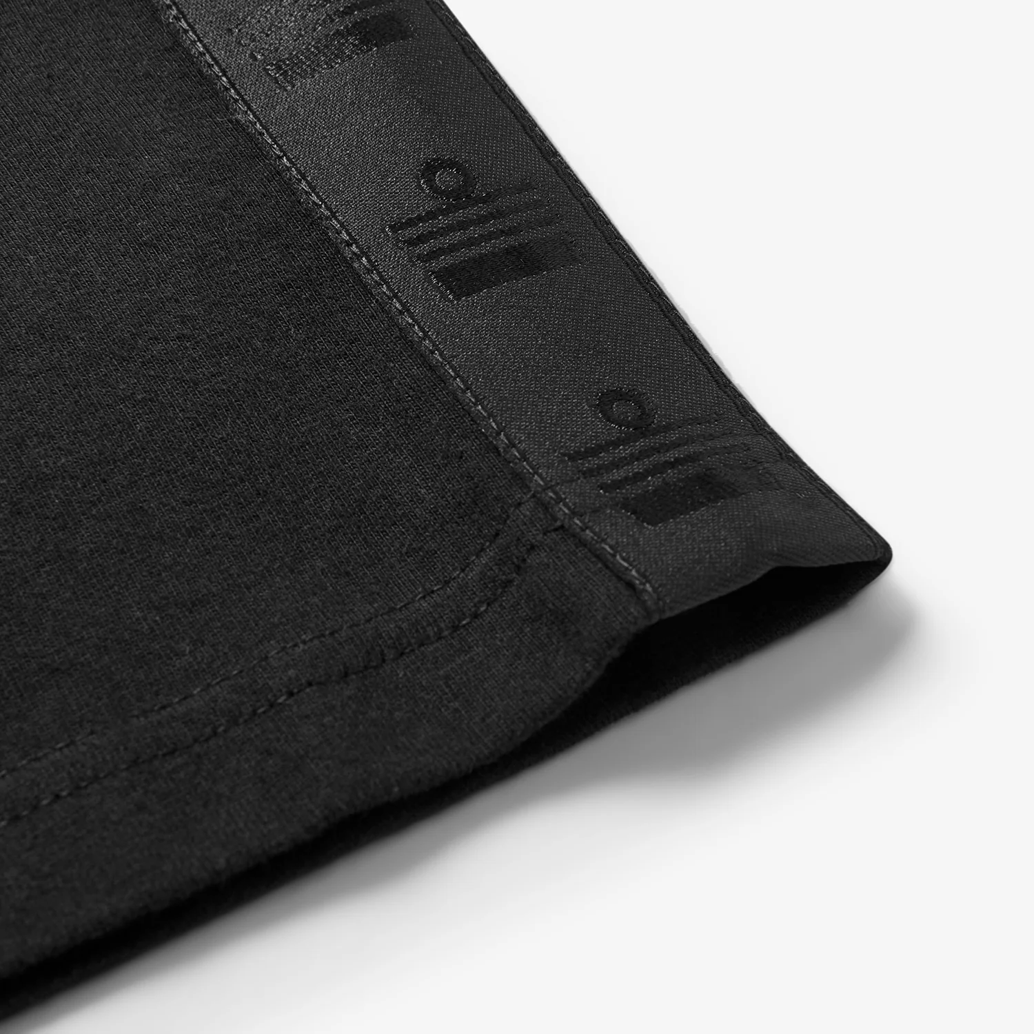 Bardon Repeat Tape T-Shirt - Black - Image 6
