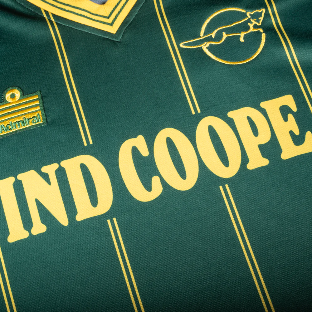 Leicester City 1983-85 Retro Away Shirt - Image 5